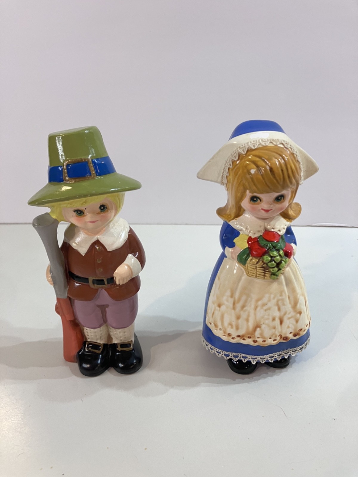 Napcoware Pilgrim Boy Girl Figurines Thanksgiving Decor Japan M-8228 Kitsch