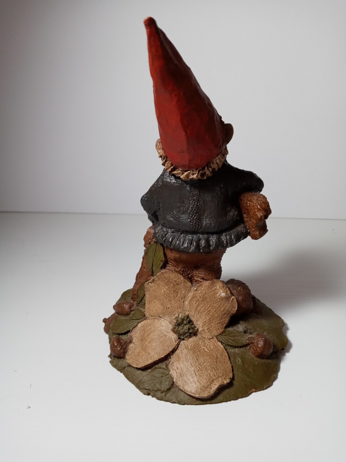 Tom Clark Gnome Named Doug with Dog Bone # 1045 Approx. 5 1/2 Inches Tall
