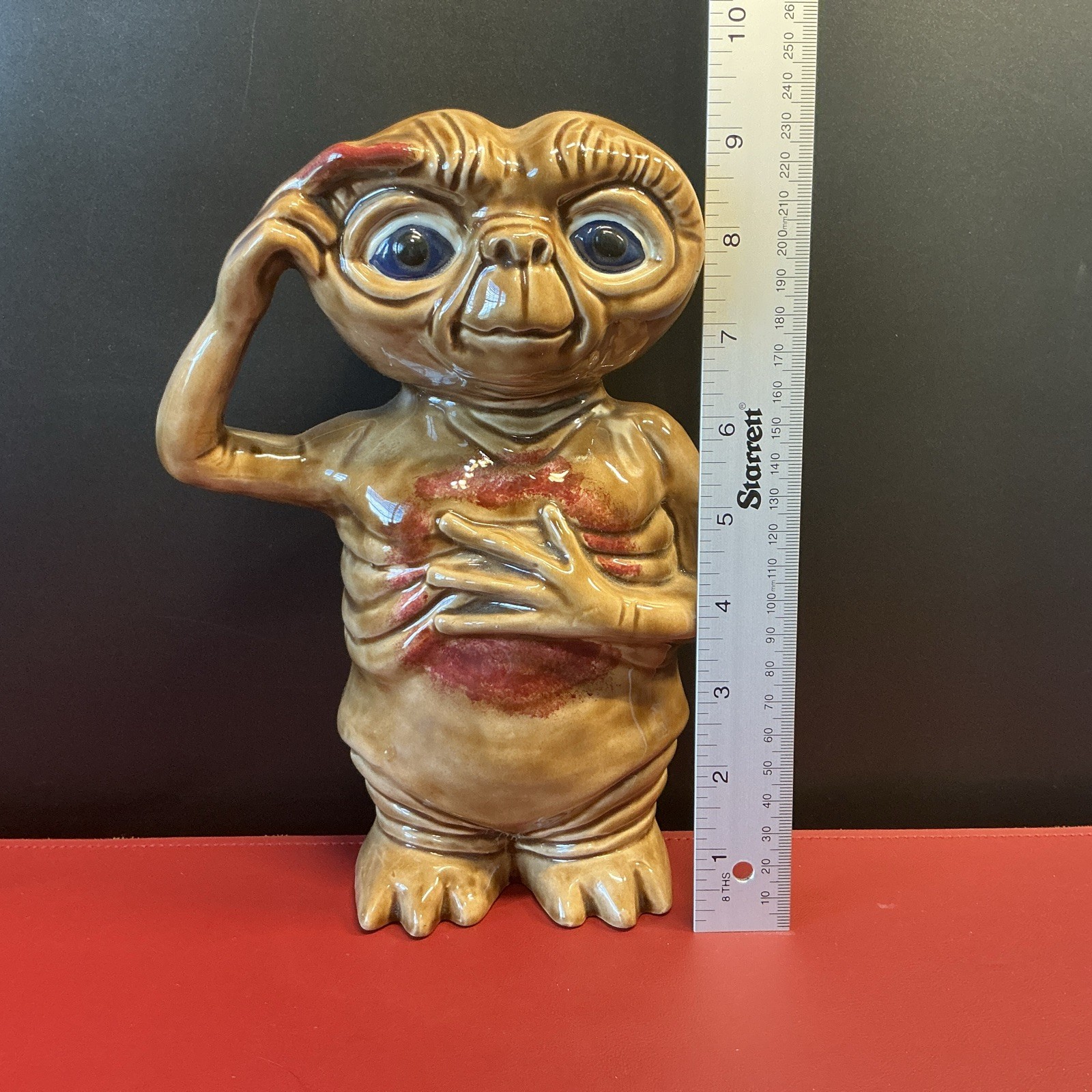 E.T. THE EXTRA TERRESTRIAL ET *CERAMIC STATUE* 1980’s Hand Painted Vintage Alien