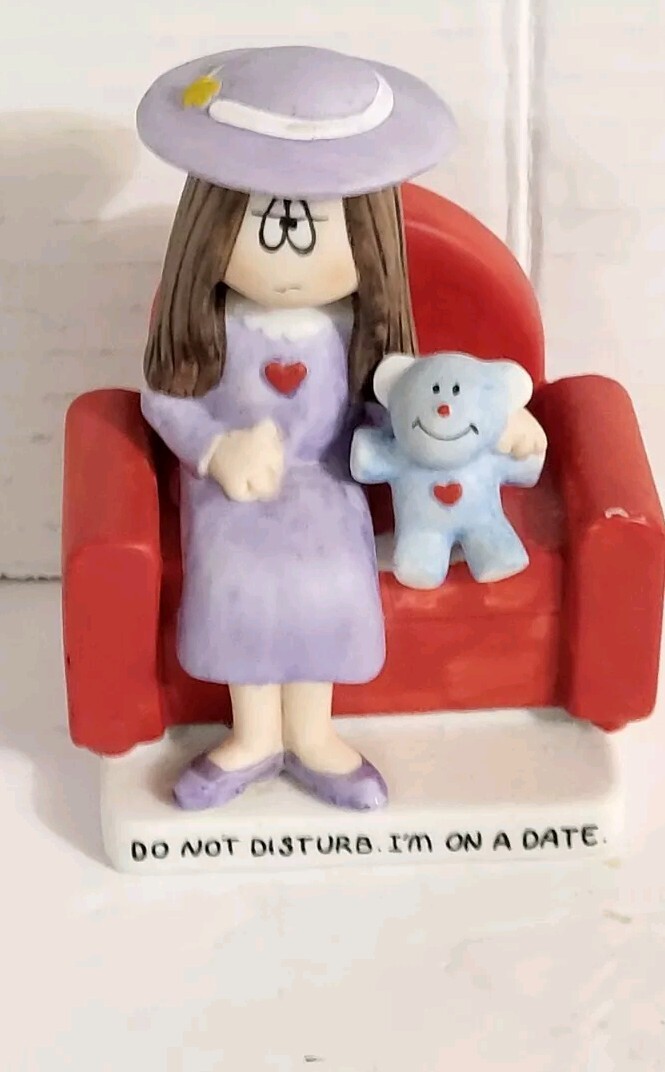 Vintage Cathy Cartoon Figurine 1982 DO NOT DISTURB. I’M ON A DATE 4”