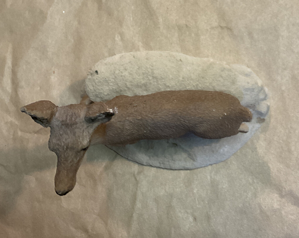 vintage white tail deer DOE figurines #SC-699 made in U.S.A