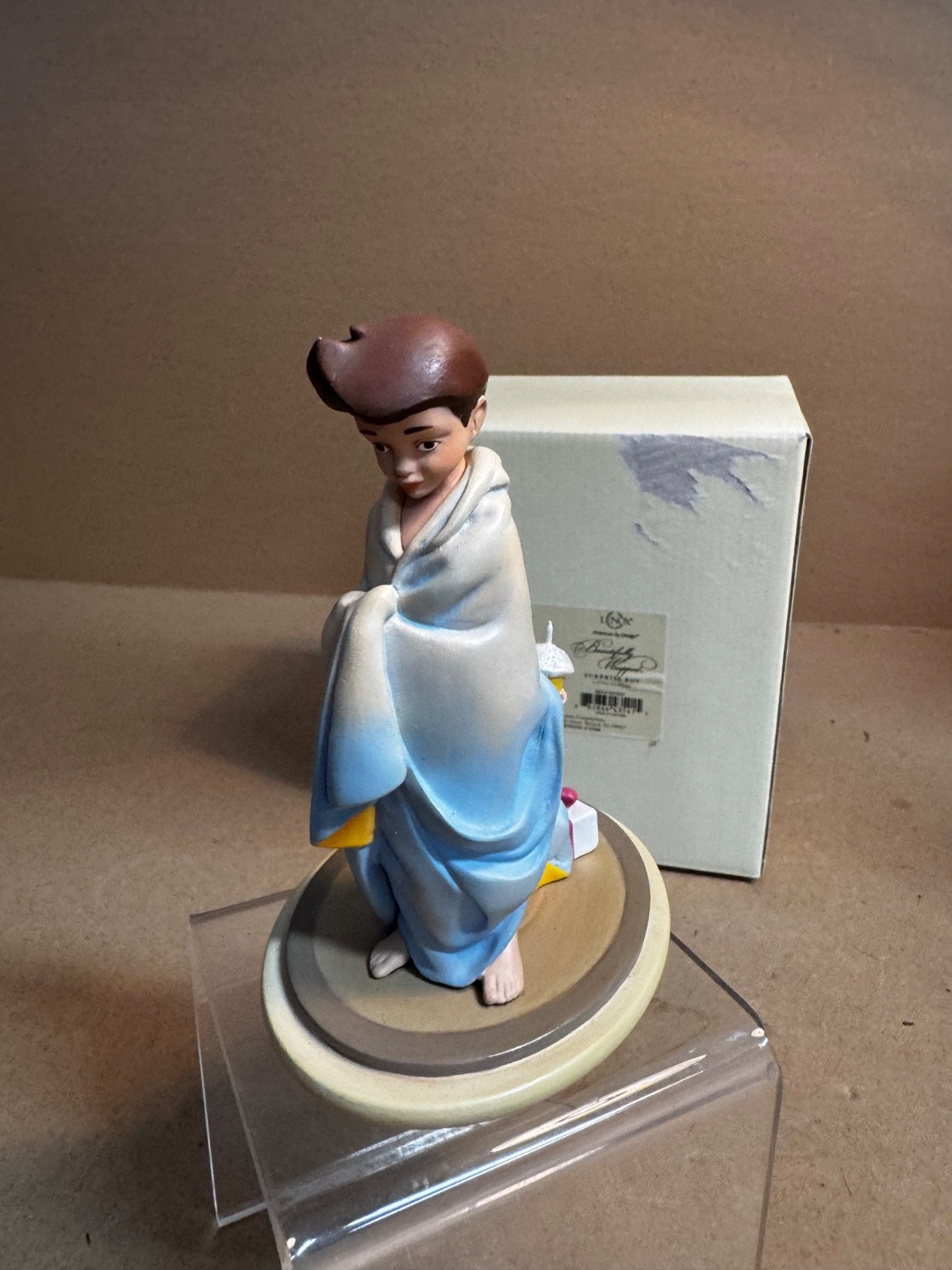 Lenox, Beautifully Wrapped Thomas Blackshear Surprise BOY Figurine new, Signed