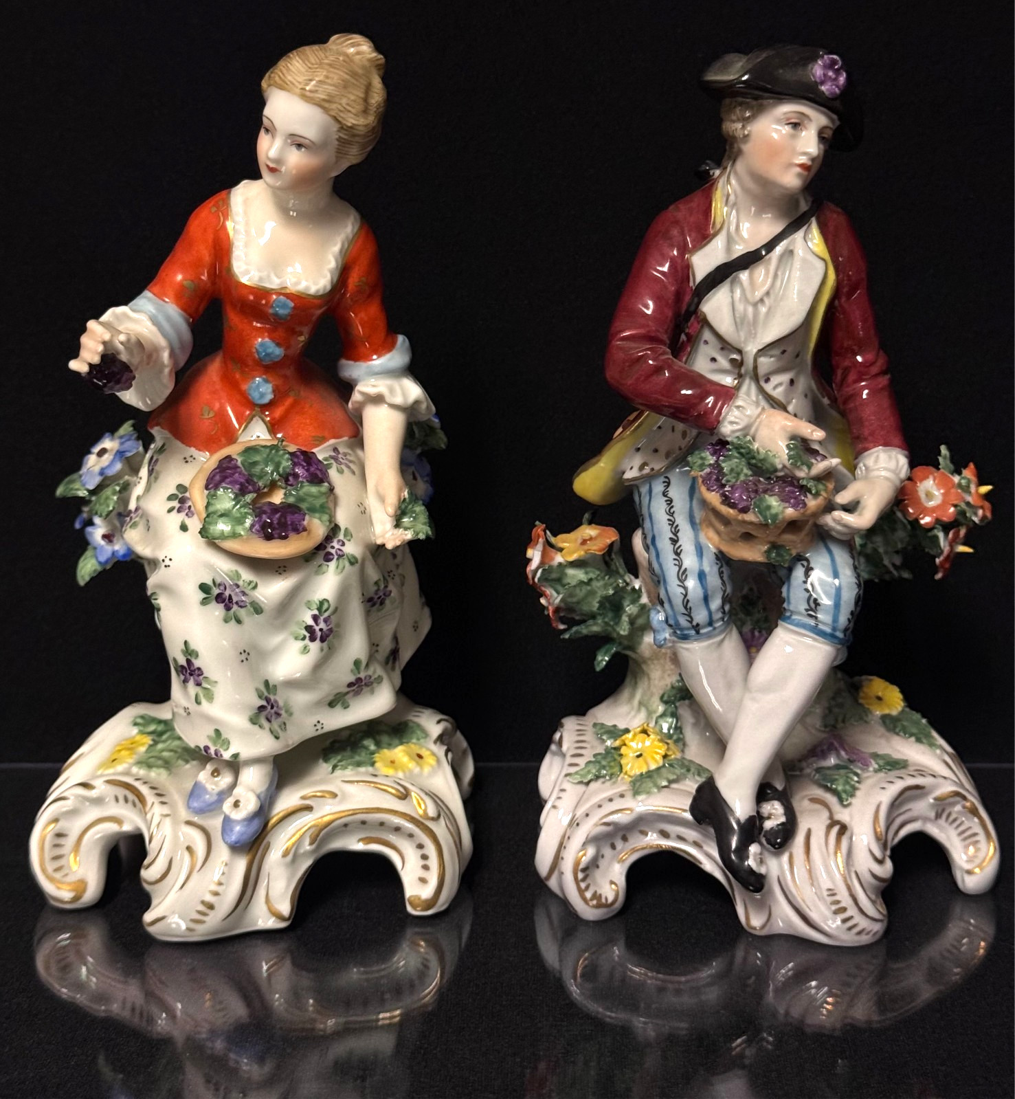 Pair Dresden Saxon Porcelain SP Trademark Figures Set Man & Woman w/Flowers 7″