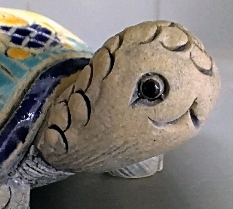 Artesenia Rinconada Hancrafted Turtle Tortoise Carved Ceramic Figurine Yellow 3″