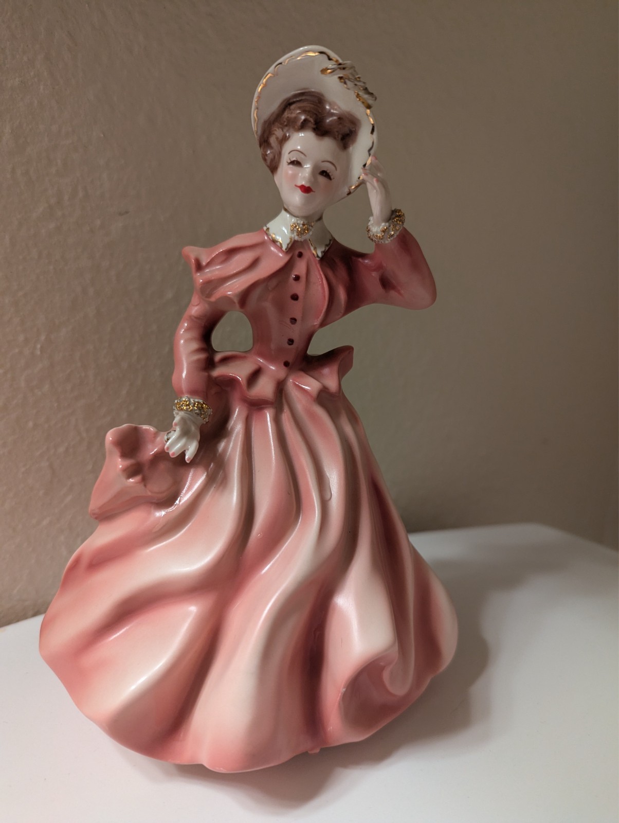Florence Ceramics Pasadena “Jeanette”Figurine “fancy version”