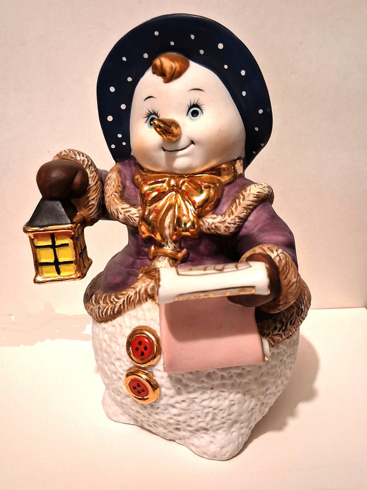 Snowman Figurine ~ STATUE