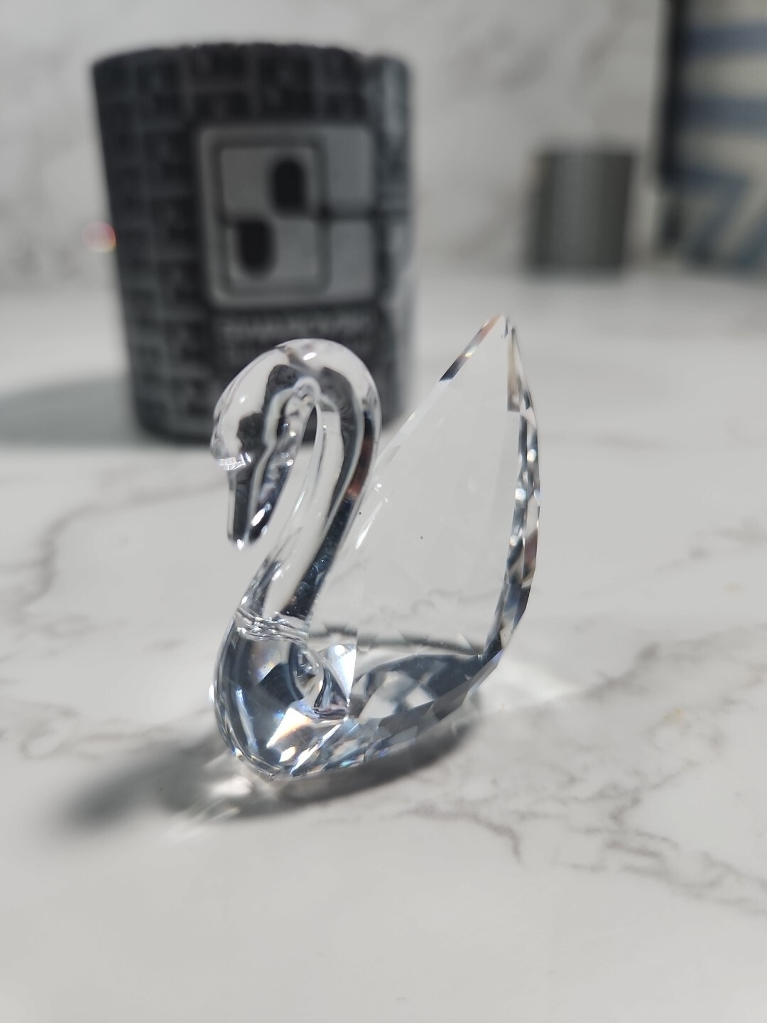 Swarovski Miniature Swan 1 1/2 Inch Tall Crystal Figurine With Box