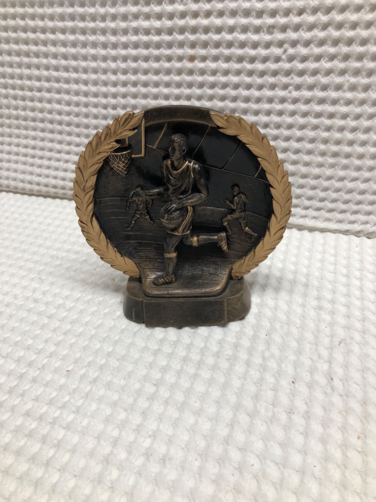 7″.5 Knights of Columbus Free Throw Championship Resin Trophy