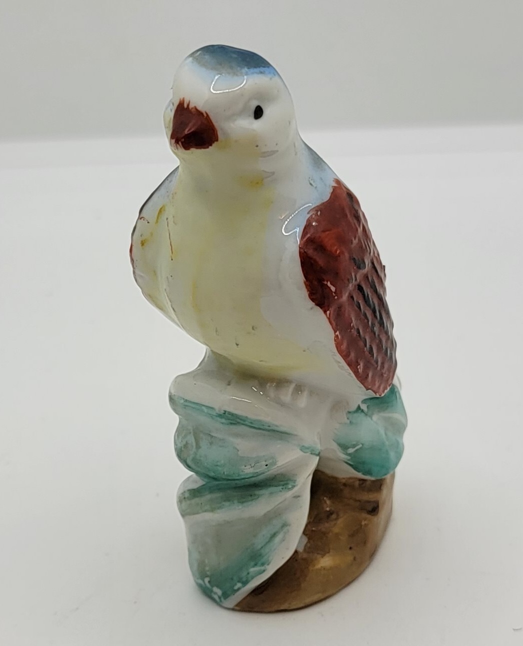 Vintage Bird Figurine Made in Japan… 3.5 inches tall