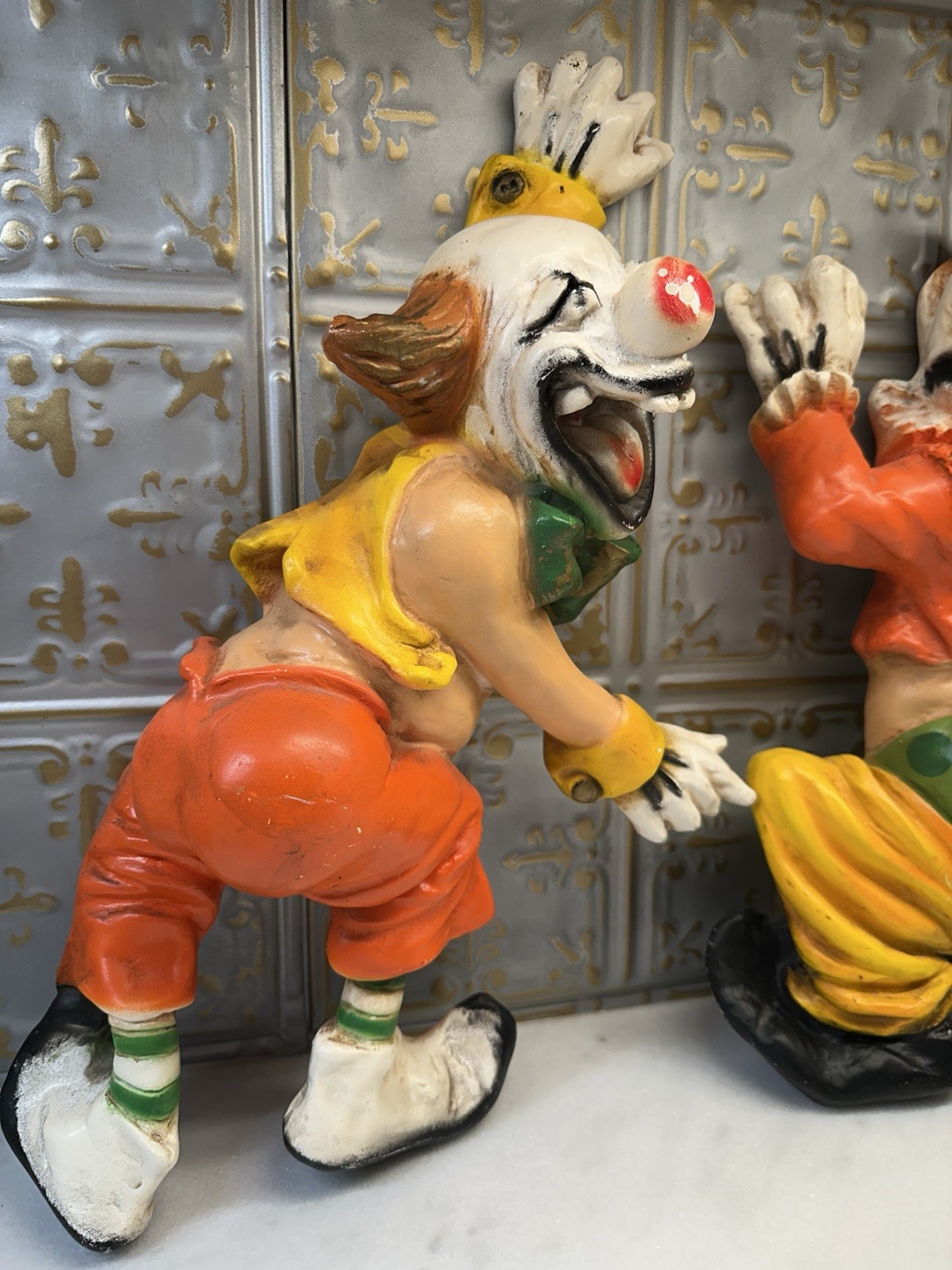 Pair Of 1974 Universal Statuary Corp Large Chalkware Clown Wall Plaques 18”/15”