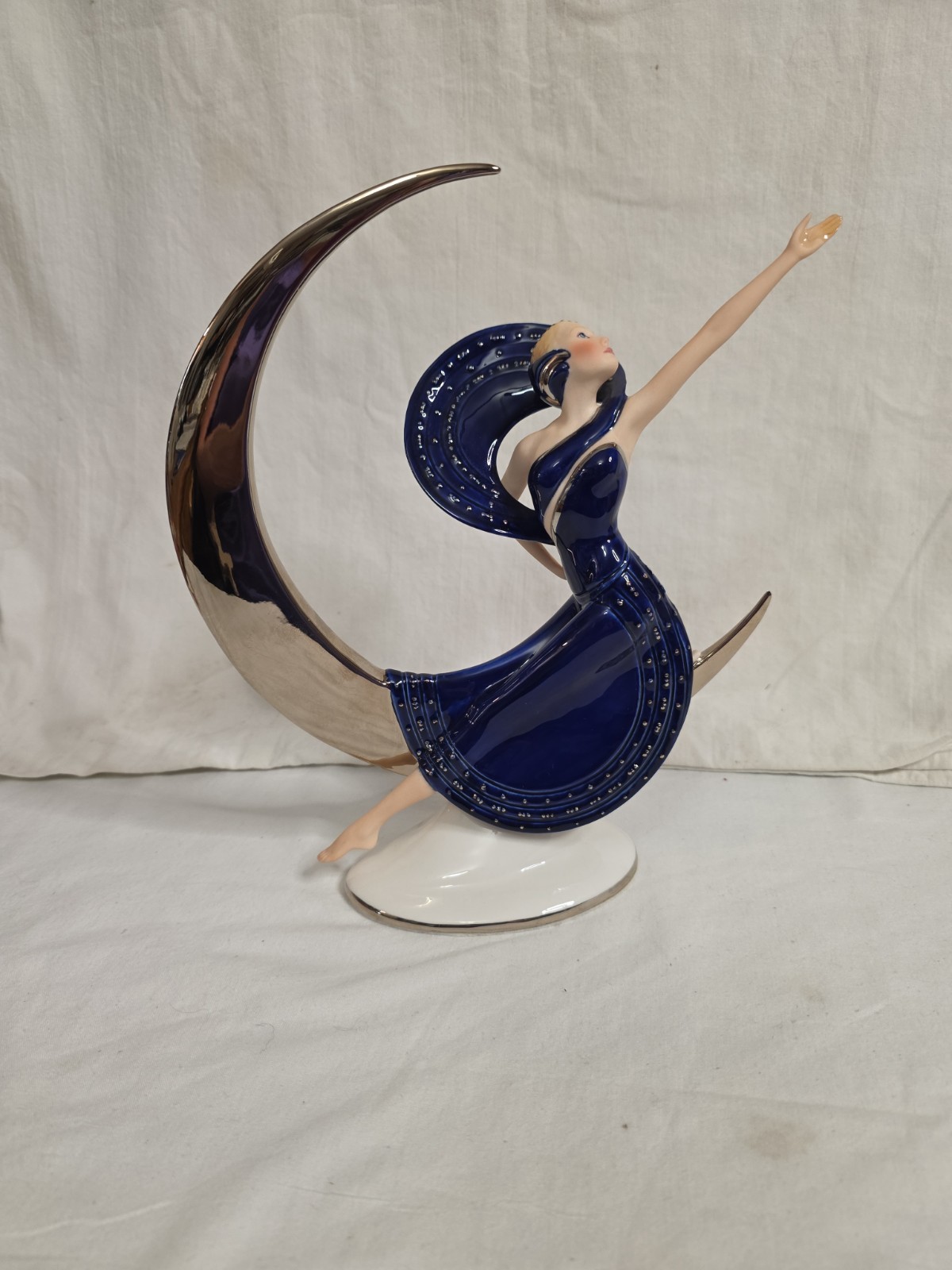 “Moonlight In Platinum Franklin Mint 10″” Statue Figurine – Victoria Oldham 1987