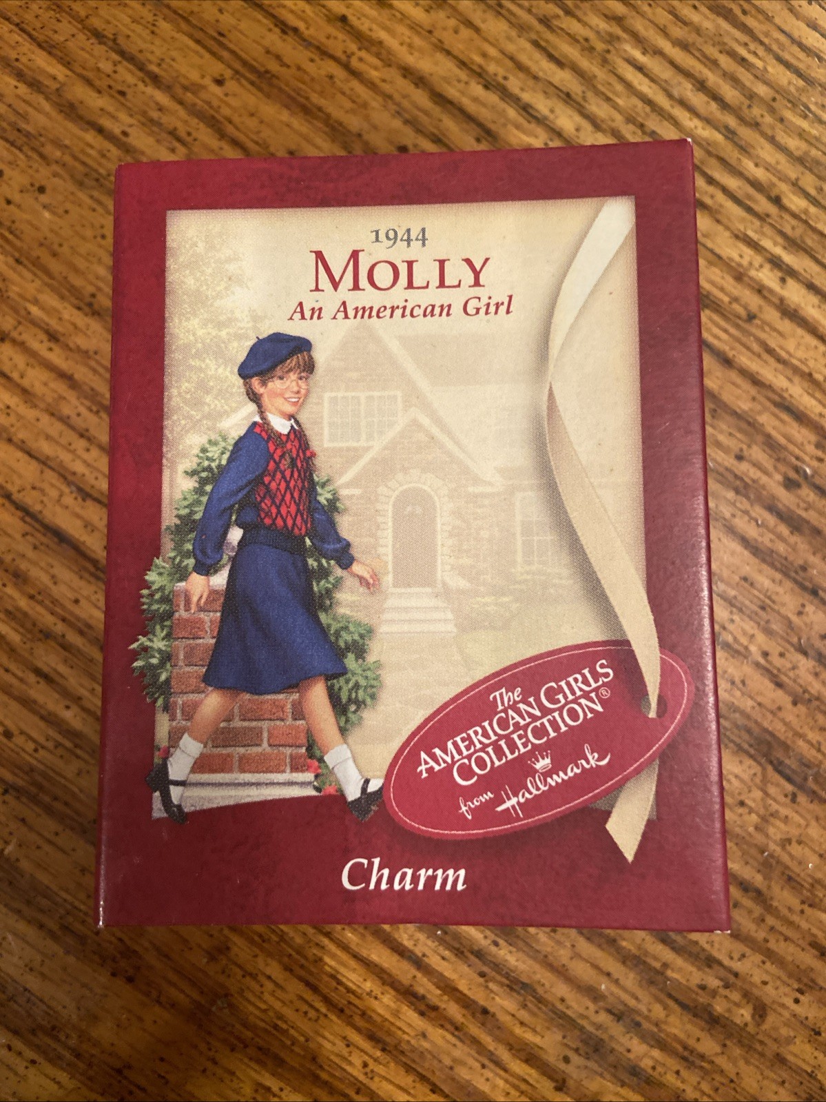 American Girl Charm Molly 2002.