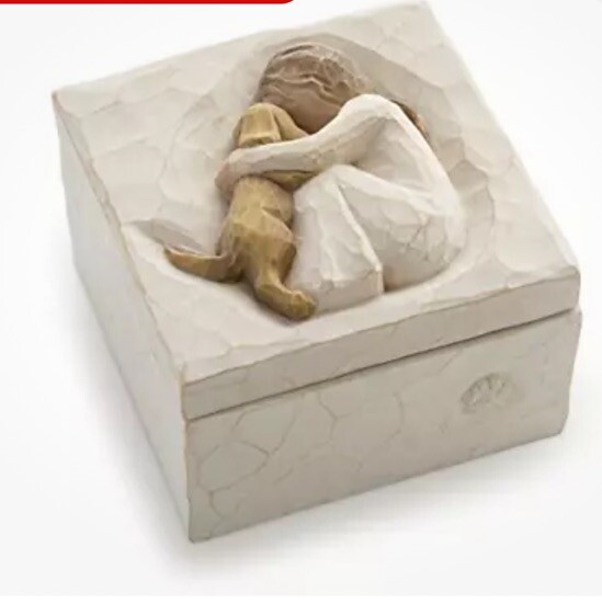Willow Tree True, Sculpted Hand-Painted Keepsake Box Truly A Friend Susan Lori