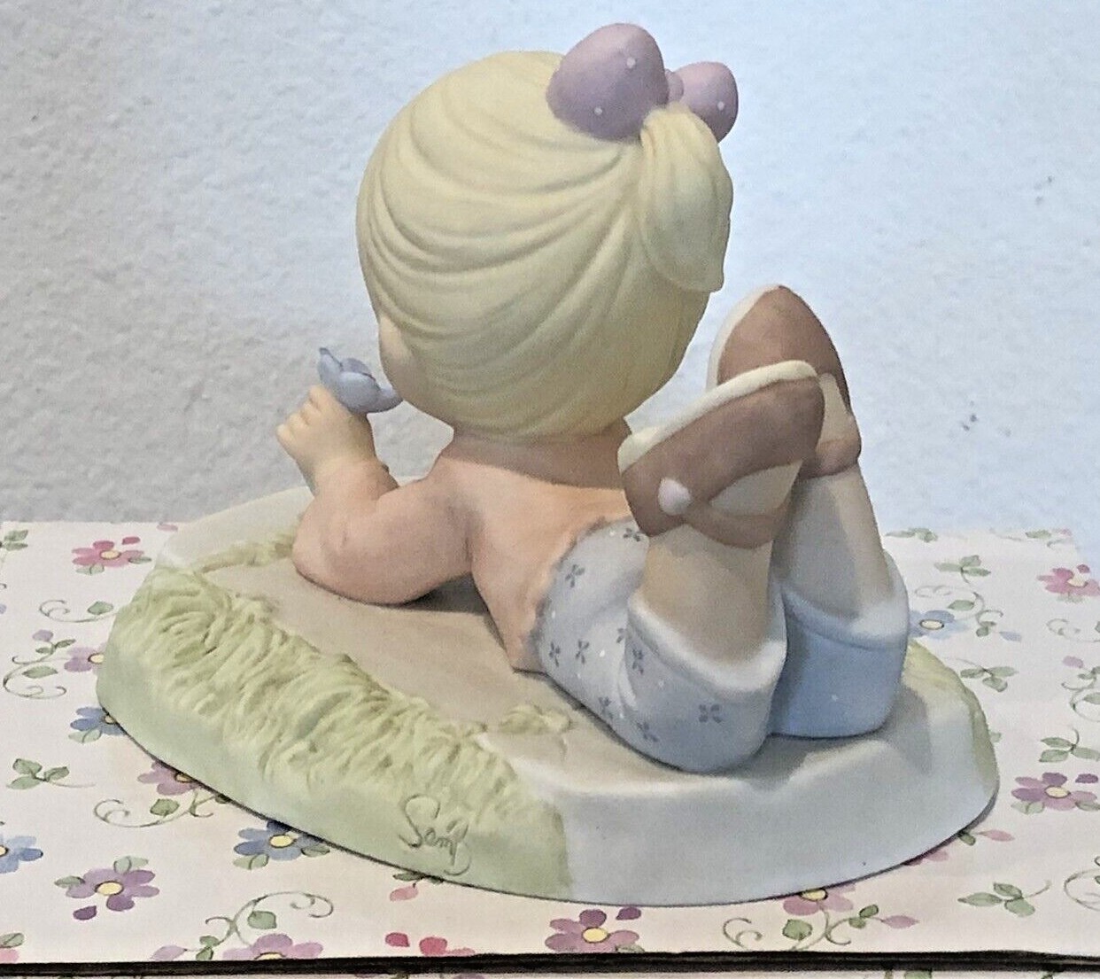 2003 VINTAGE PRECIOUS MOMENTS “BLESSED WITH SMALL MIRACLES” FIGURINE IN BOX