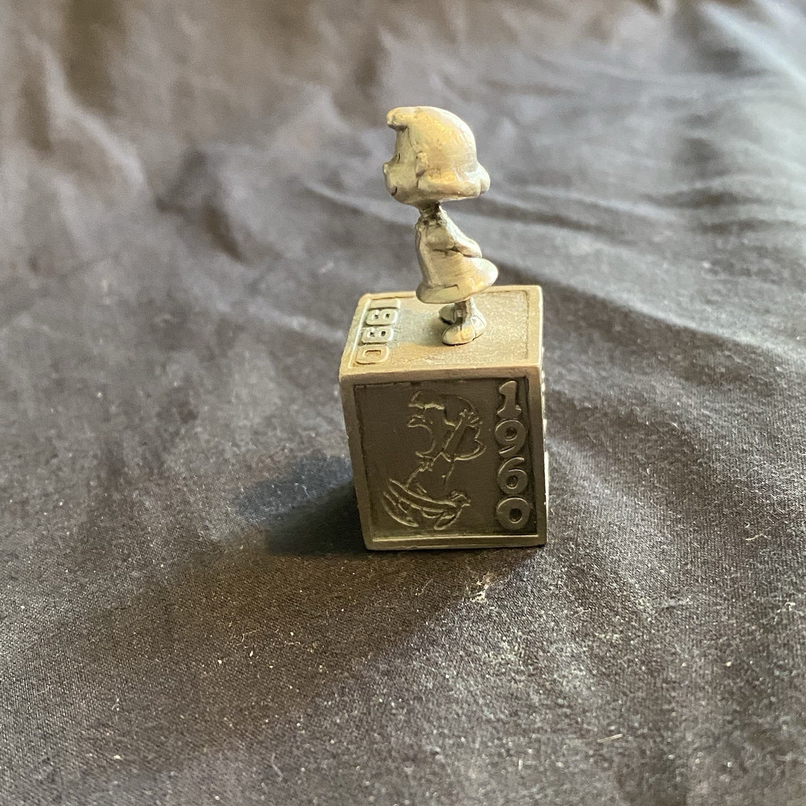 Hallmark Keepsake Peanuts Gallery 5 Decades of Lucy Vintage Pewter Figurine 2000