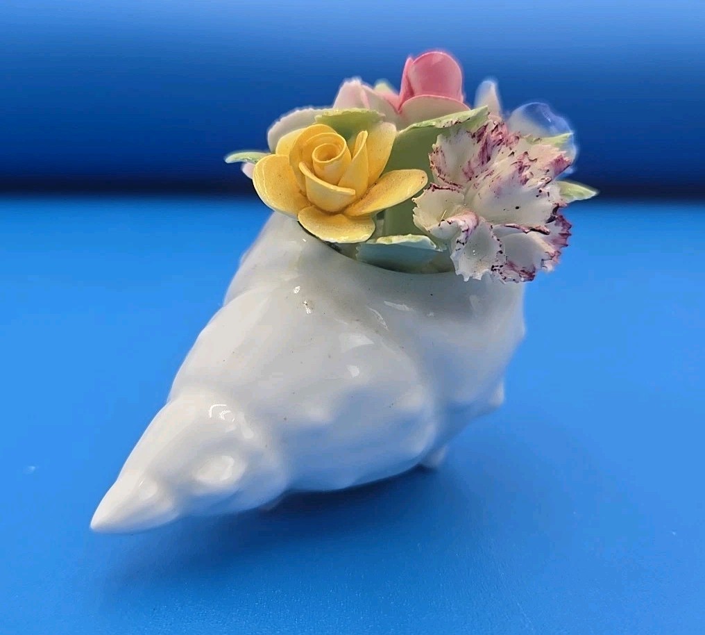 Royal Adderley Floral Flower Arrangement England Seashell Shell 2.5″ X 3.5″