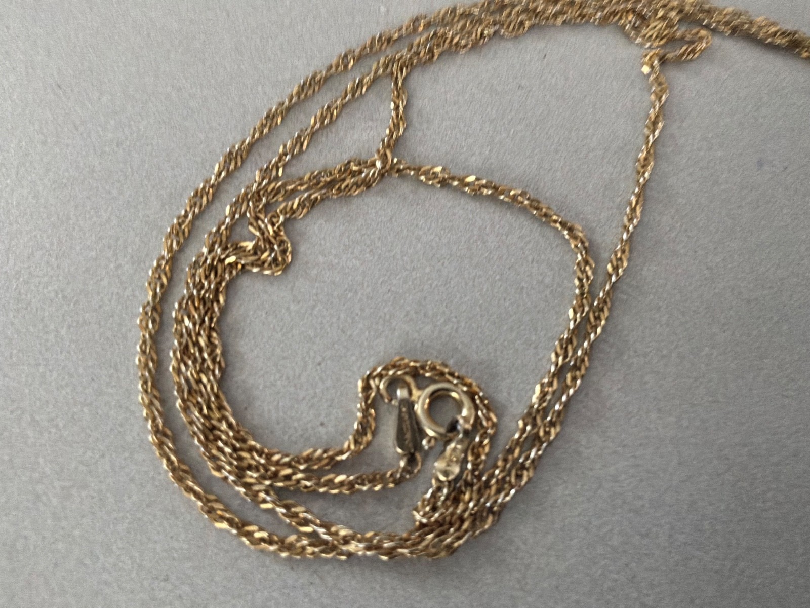 VTG Goebel Miniatures By Olszewski Goebel Collector’s Club Pendant Necklace 1982