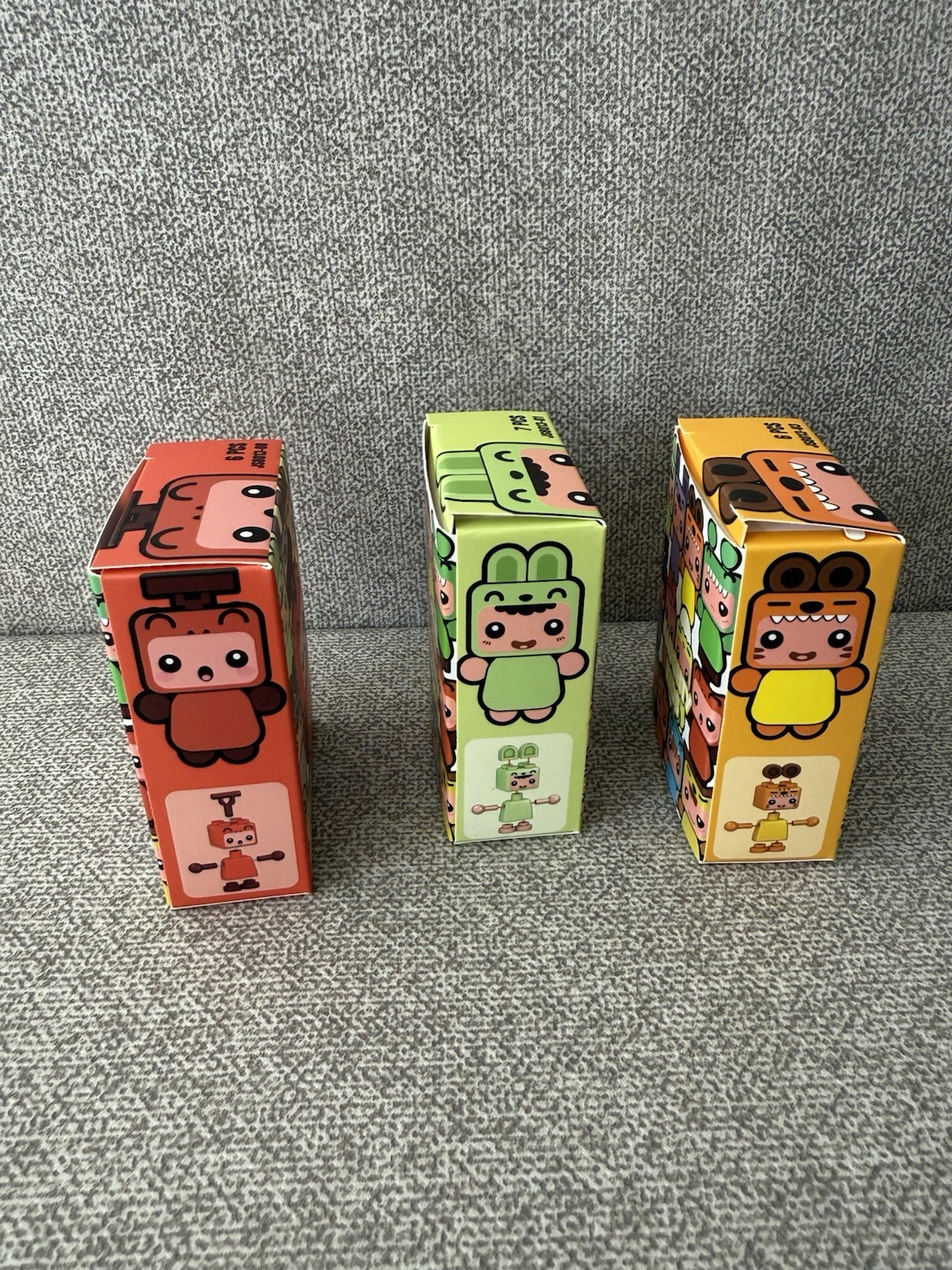 Mini Figurine Lot Boy Girl Toy Block Collectible NWT Orange Red Green