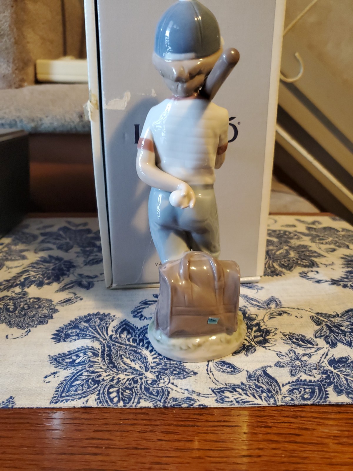 Lladro “Can I Play?” #7610 Figurine: Mint in Original Box – Collector’s Society