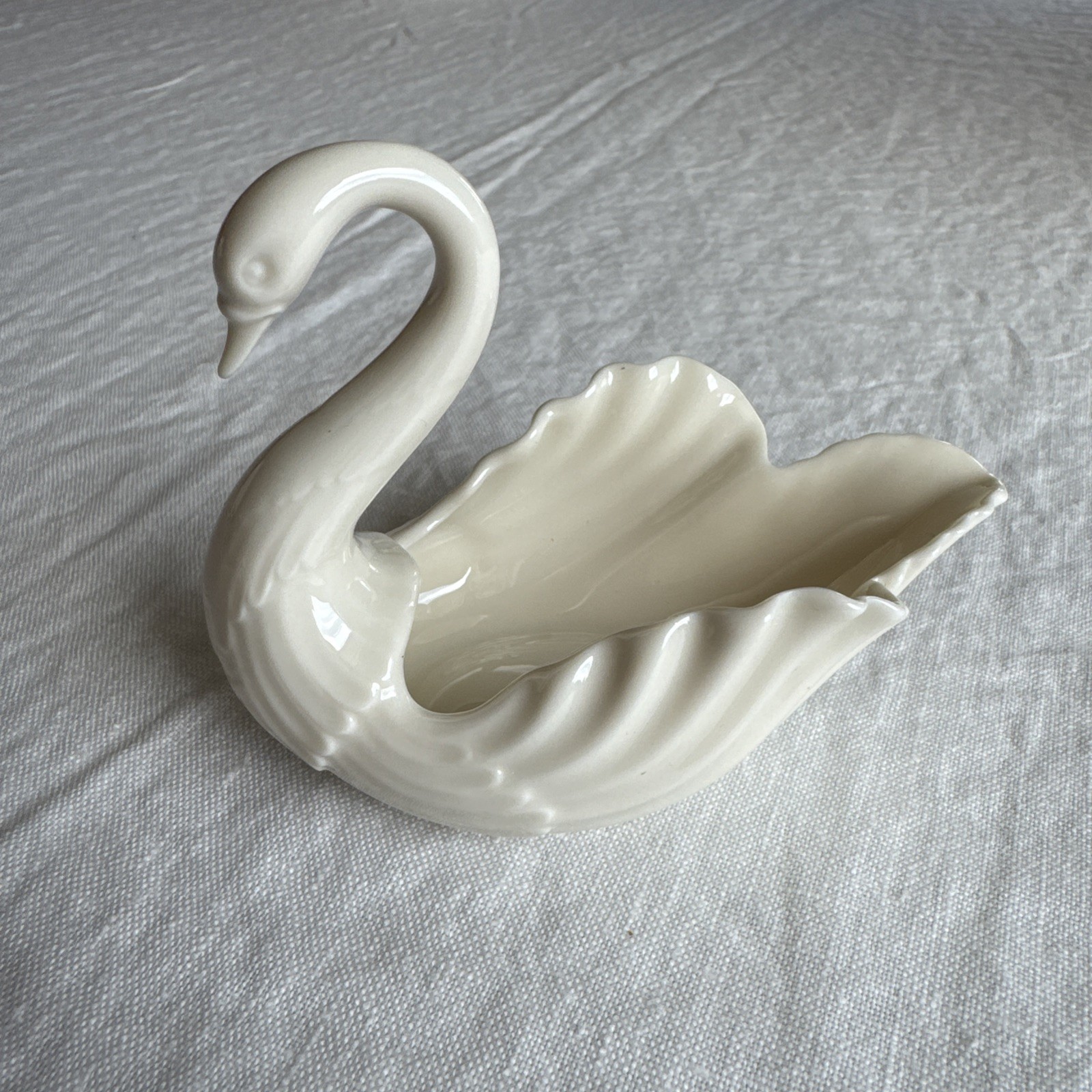 Vintage Lenox Porcelain Swan Ivory 5 Inches