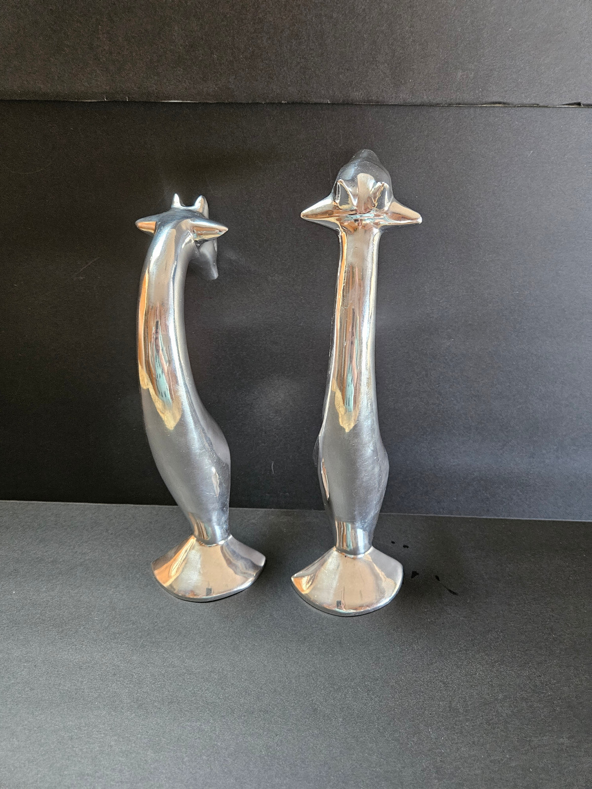 Aluminum Giraffe Table Sculptures Made in India