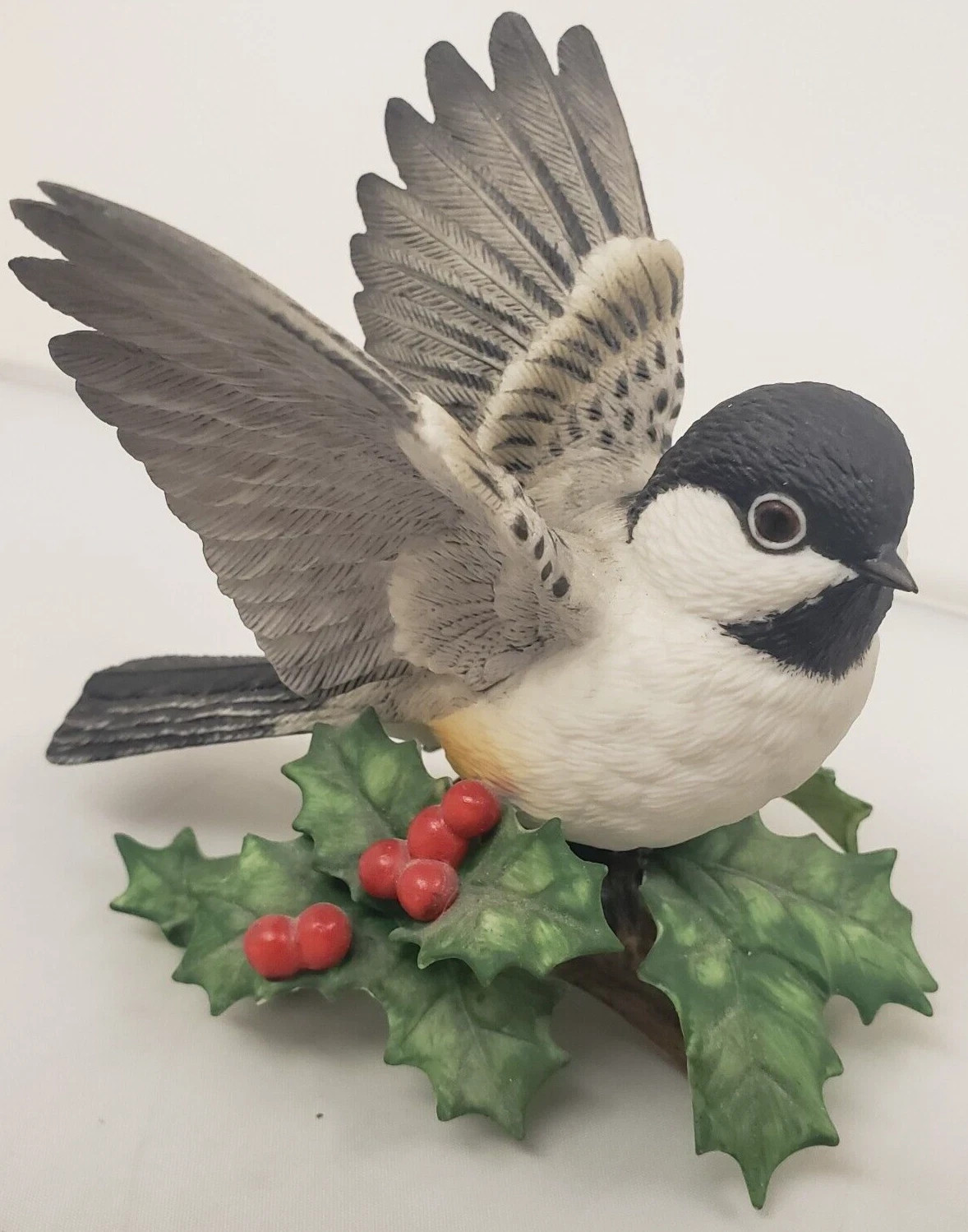 Lenox Chickadee Fine Porcelain Figurine Made Japan Holly & Berries Christmas