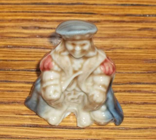 VINTAGE Wade Original Nursery Rhyme Series #24A Old King Cole – Gap Between Feet