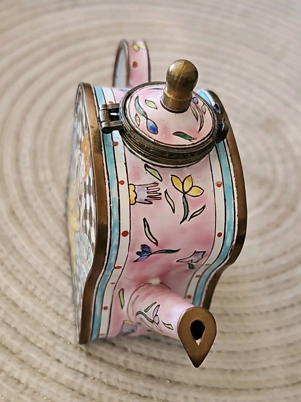 collectible vintage Kelvin Chen Teapot Chinese, miniature woman Cloisonne Enamel