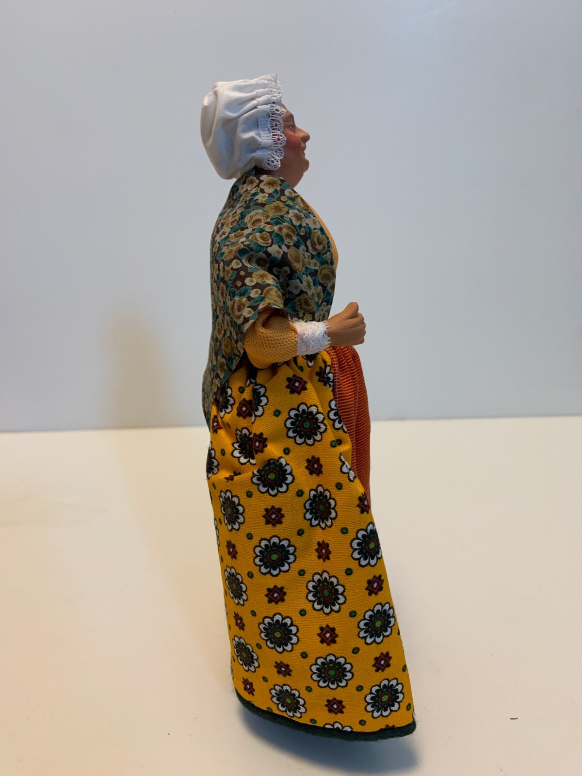 Vtg Santon De Provence Terra Cotta Claude Carbonel Clay Lady waving.