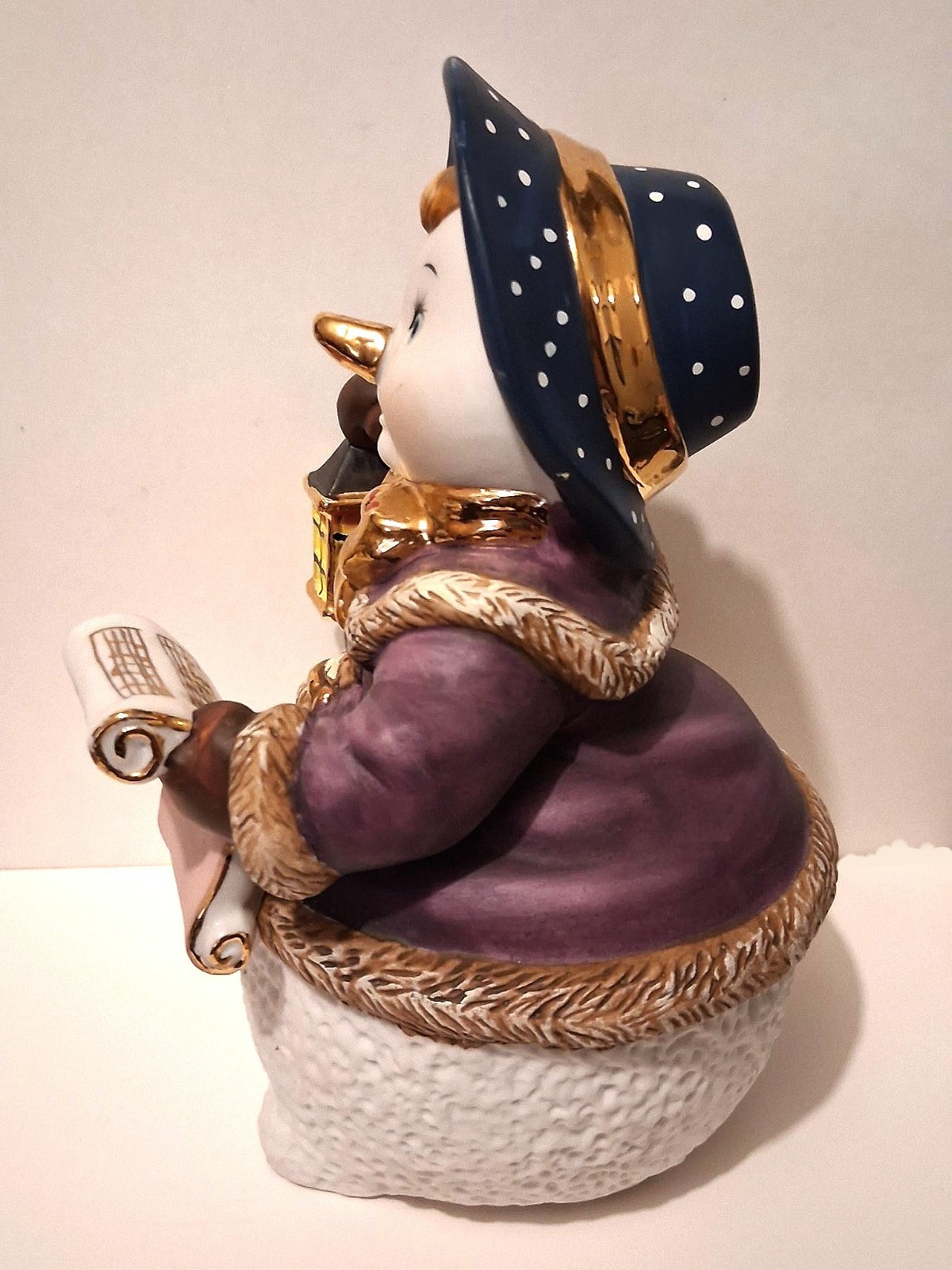 Snowman Figurine ~ STATUE