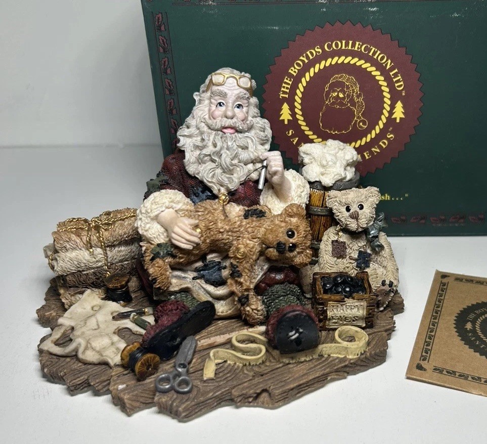 Boyds Bears “Santas Hobby” NIB #3004