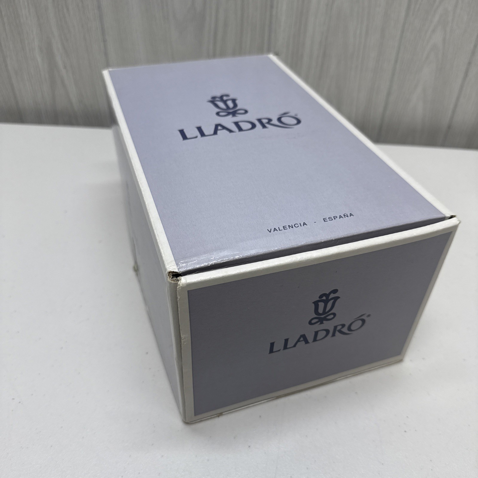 Lladro 12261 Little Sister Retired Mint Condition w/ Box