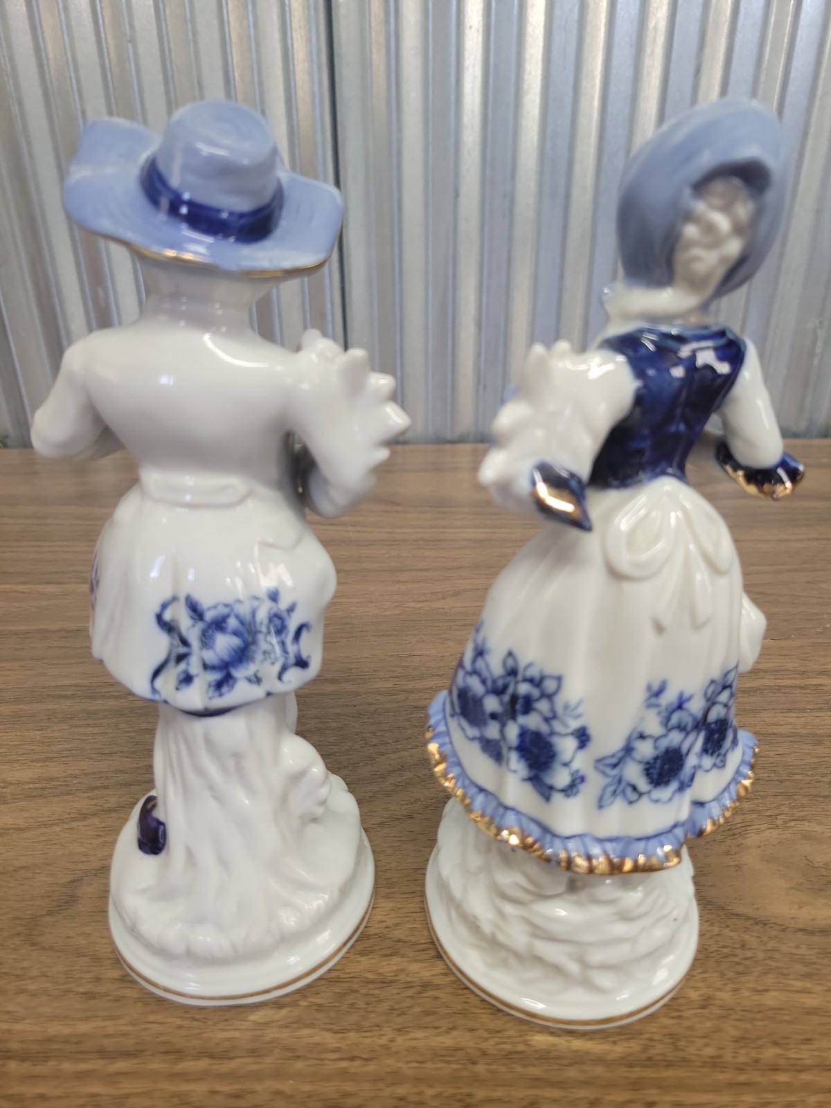 Vintage Porcelain Victorian French Colonial 8″ Couple Blue White Gold
