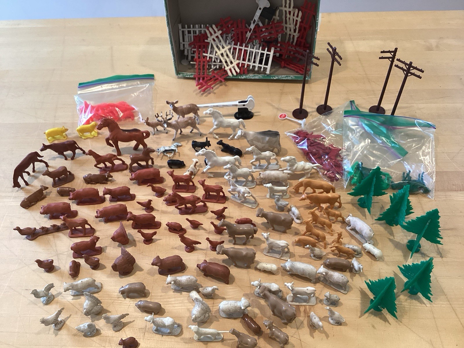 miniature animal figurines Big lot Vintage Farm Train Cows Horses Deer Pigs