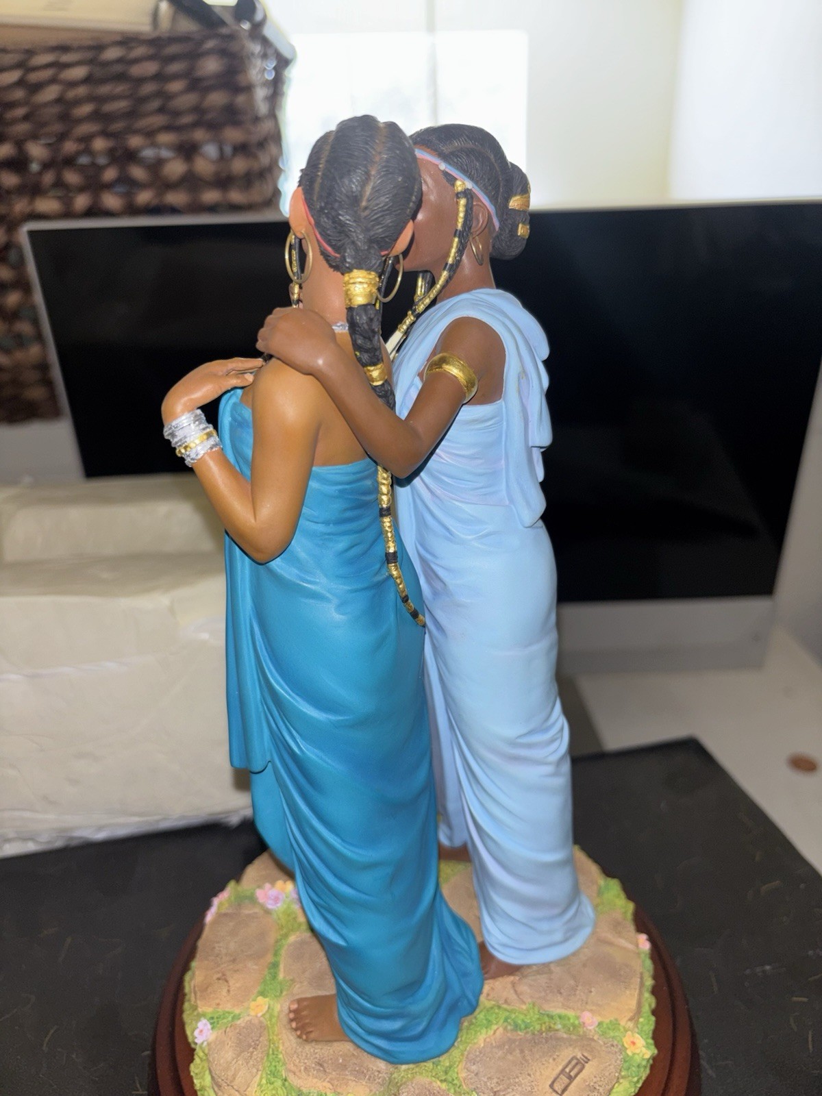Thomas Blackshear Ebony Visions Sisters Forever Limited First Issue Figurine