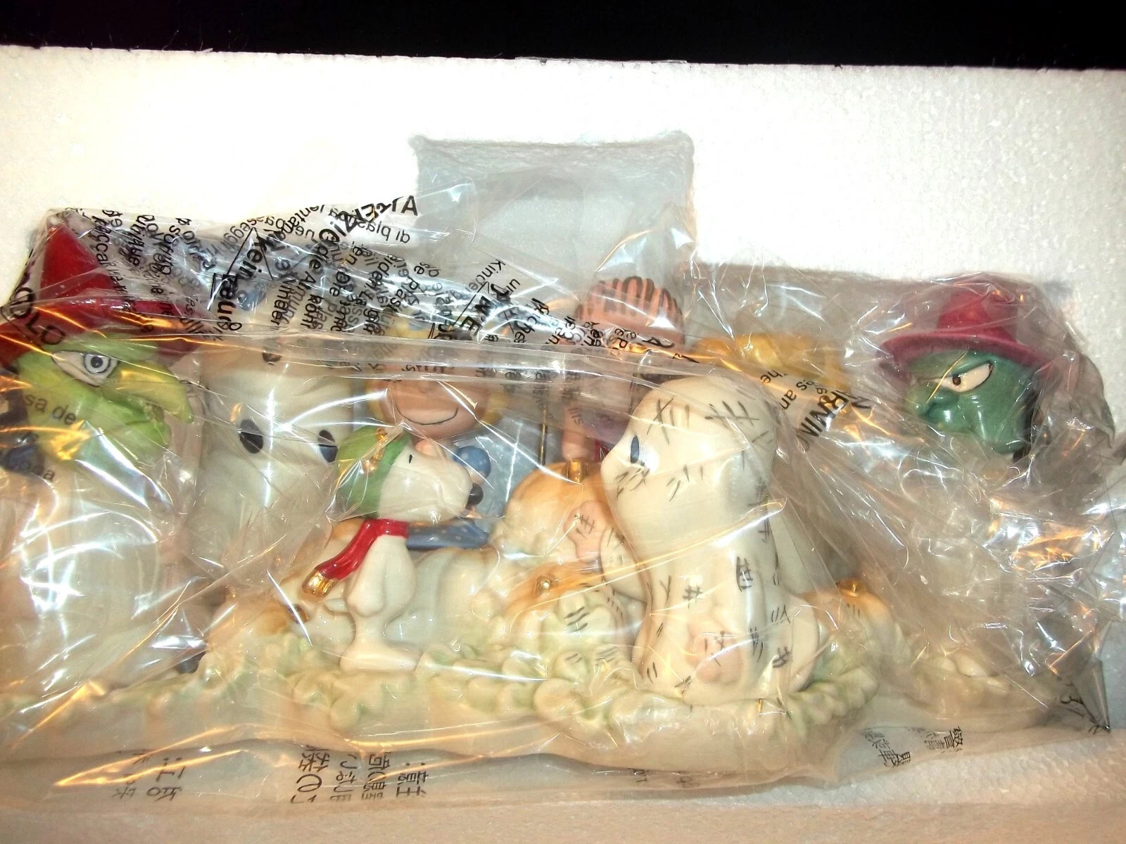 Lenox Peanuts Halloween Welcome Great Pumpkin Figurine Charlie Brown Snoopy NEW