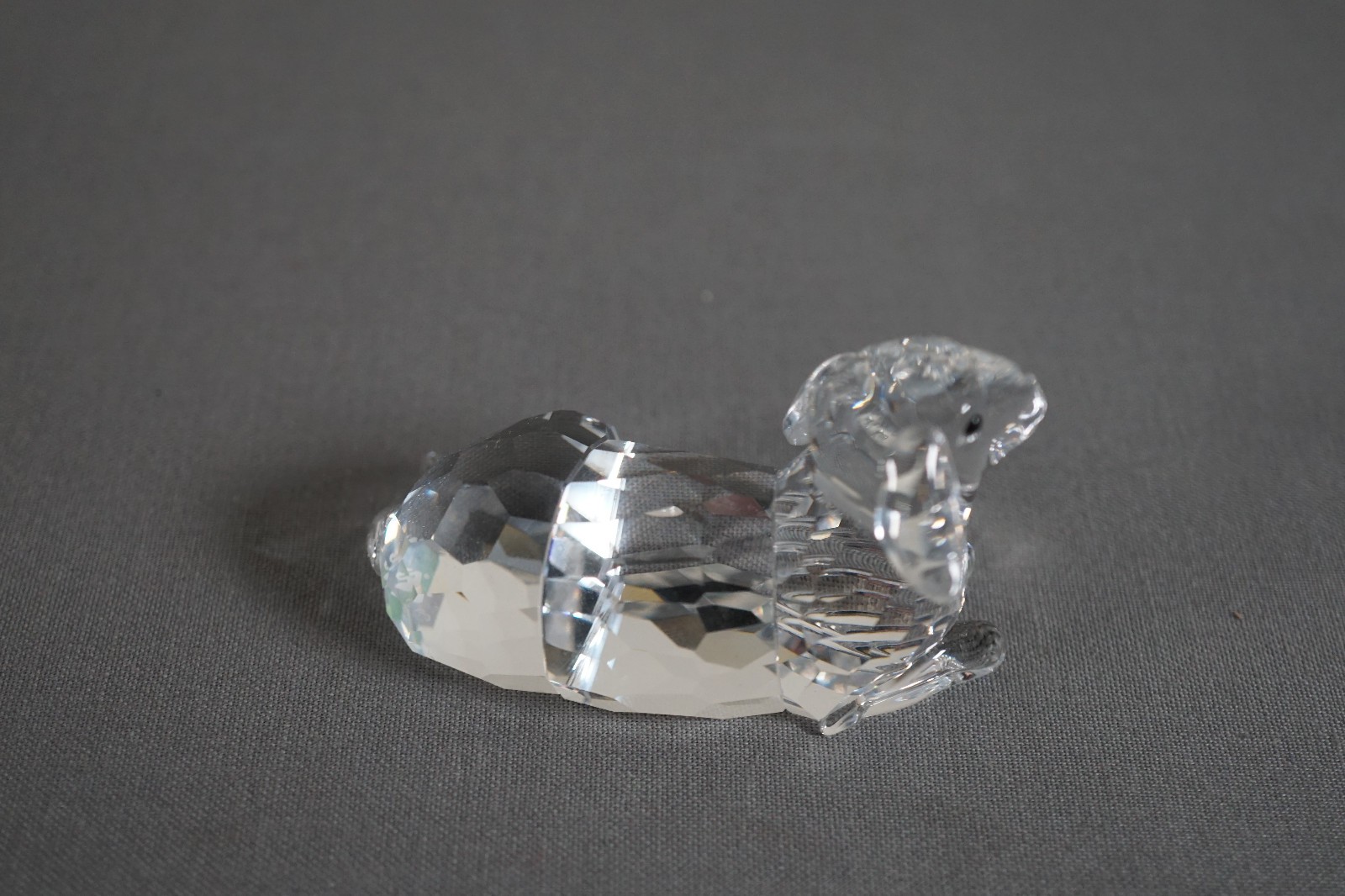 Swarovski Mother Sheep Lying Retired 2007 631437 – No Box