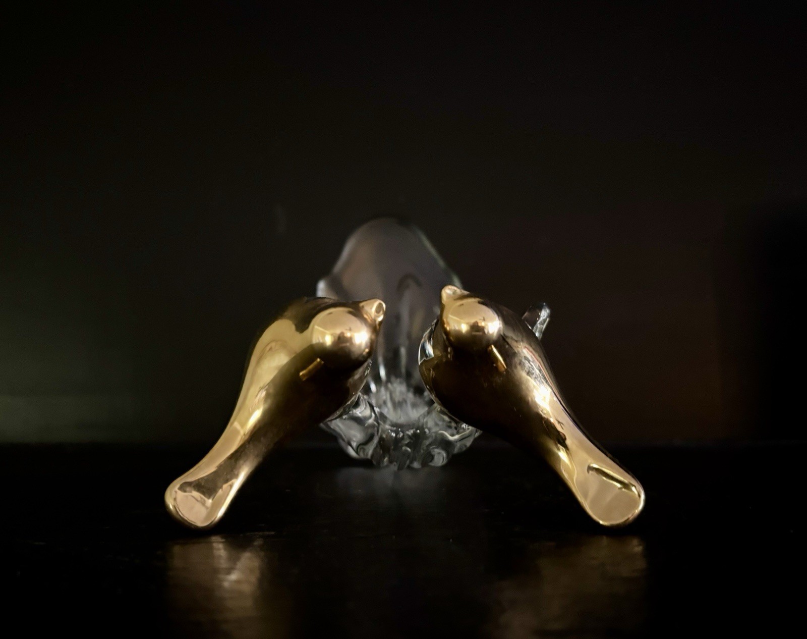 Art Glass Vintage Lovebird Sculpture Figurine with Brass Metal Plated Birds – 6”