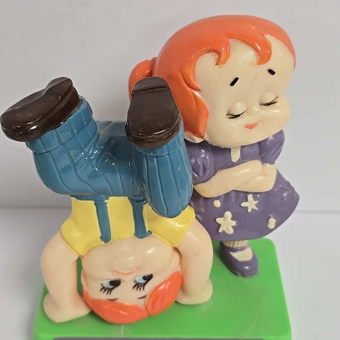 Vintage 1971 Russ Berries Figurine I’m Head Over Heals In Love With You #413