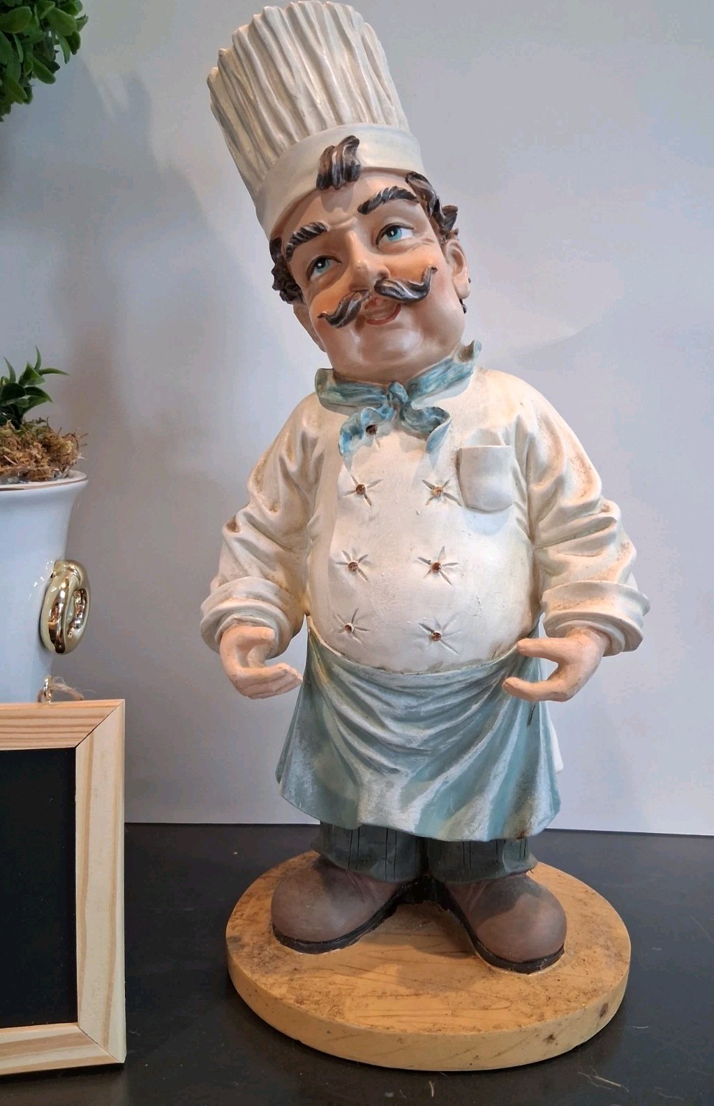 French Kitchen Chef, Polystone/Resin Statue;VTG (Early 2000s);Replace.ChalkBoard