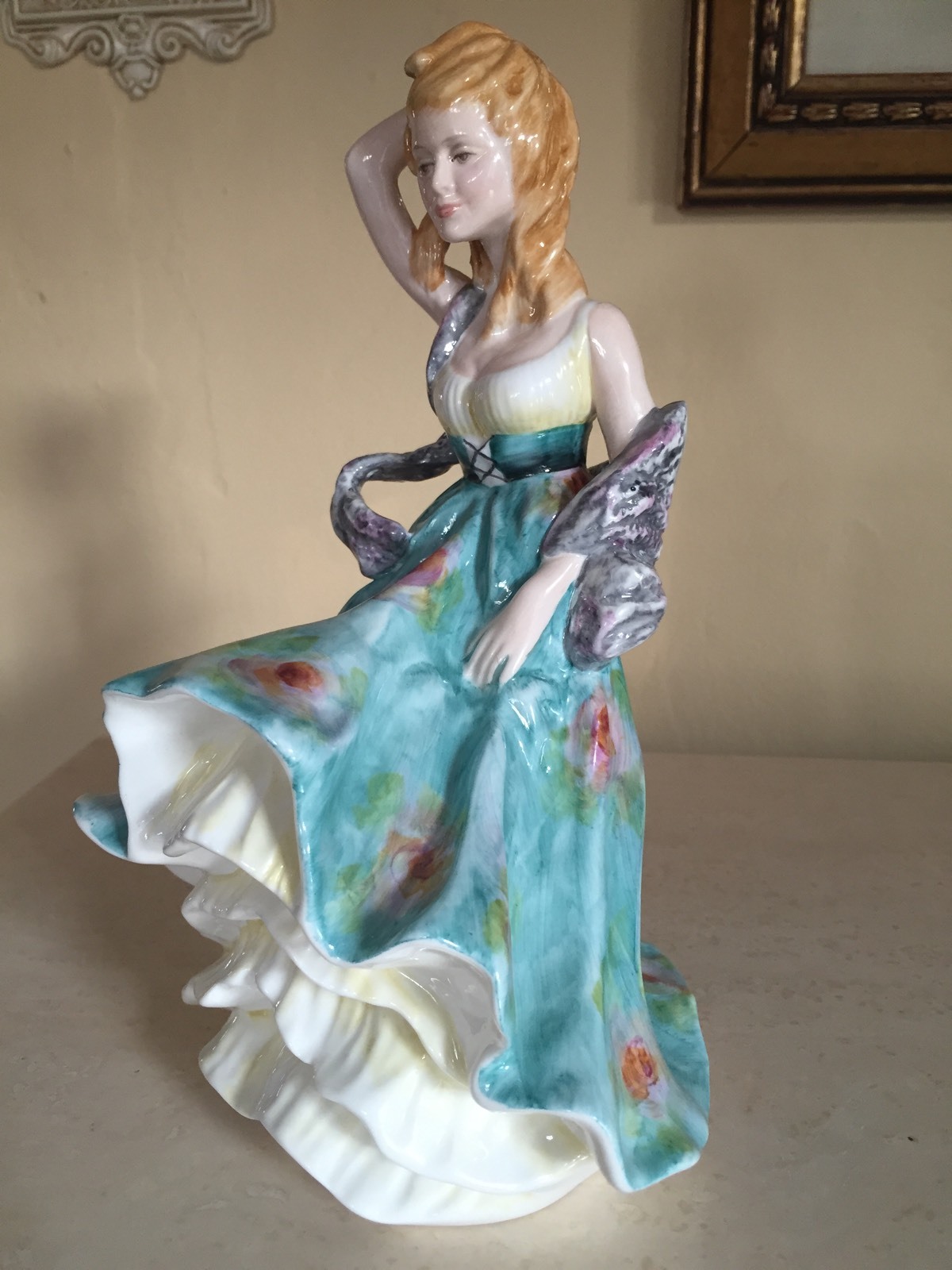 Renaissance Figurine Petite Ladies Sheridan Artist Signed