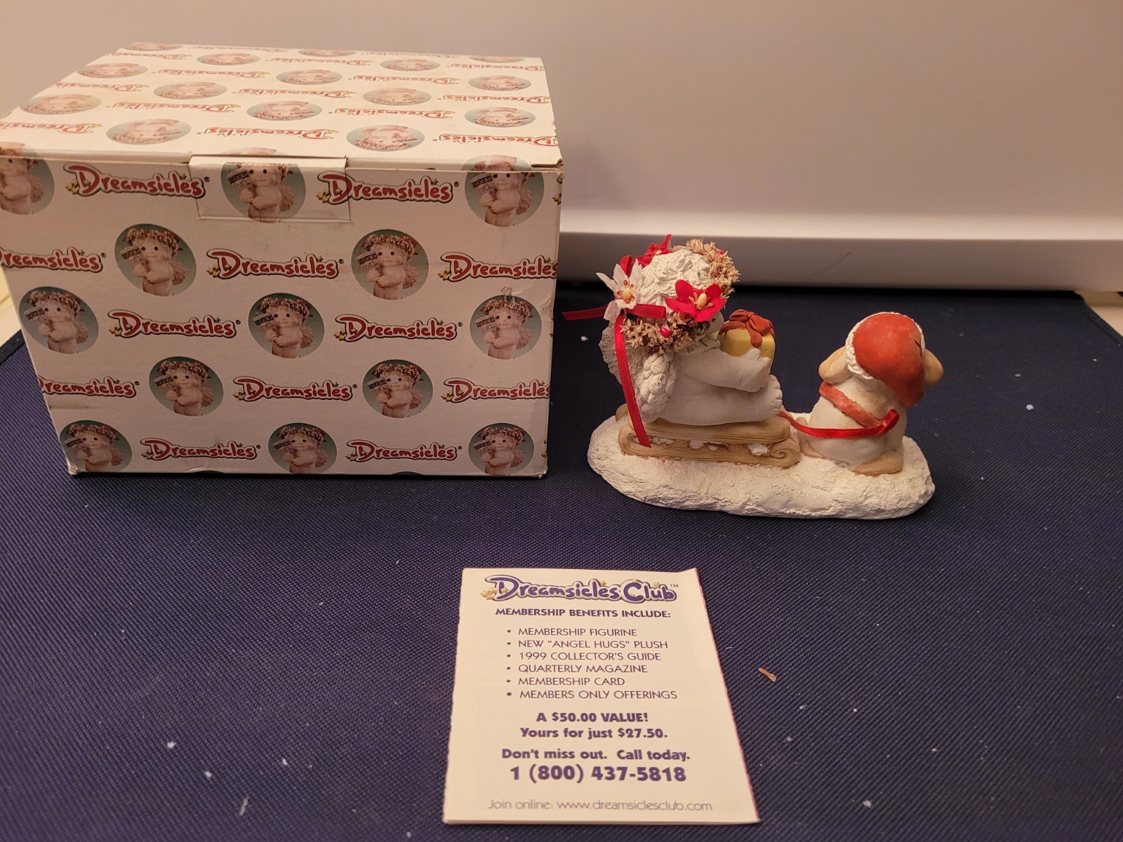 Dreamsicles Cheerful Givers 10624 Figurine Signed Autographed w/ Box