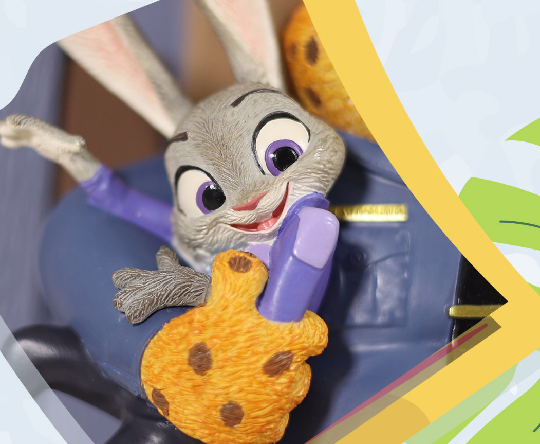 Authentic Disney Zootopia Nick Judy Benjamin Figurine Shanghai Disneyland
