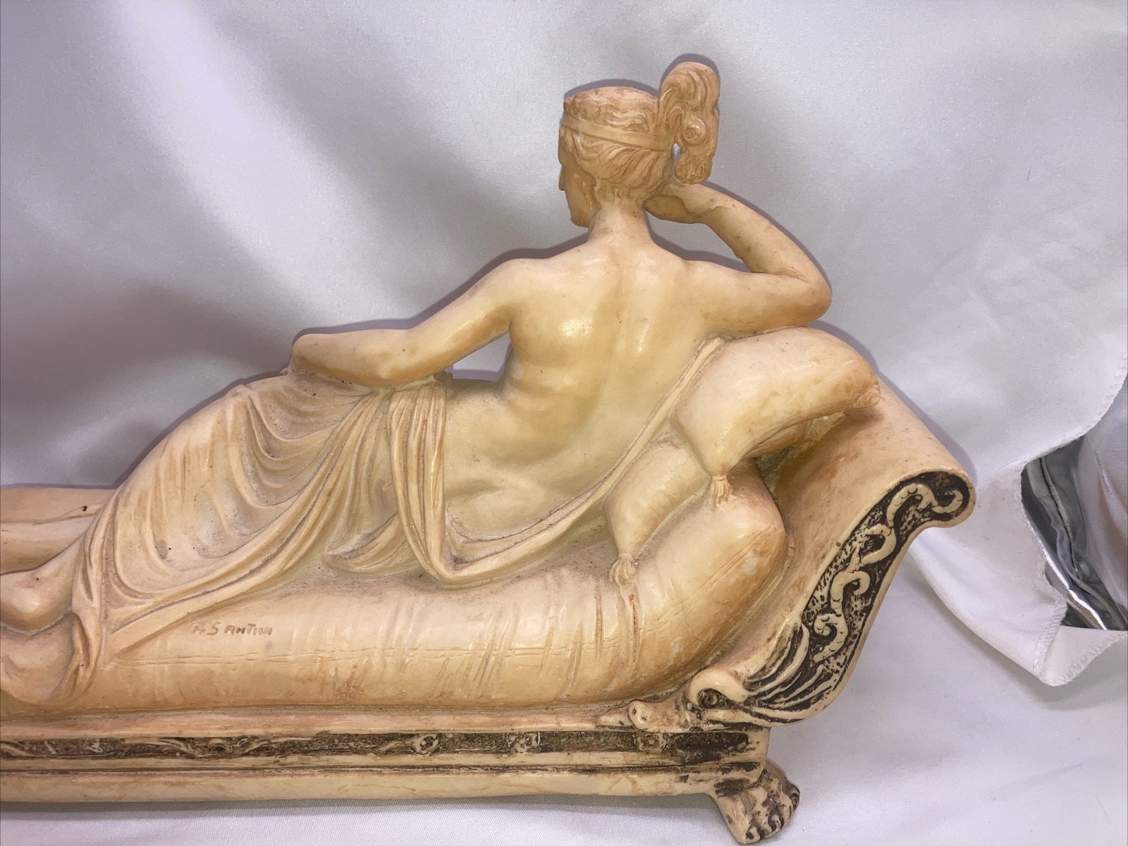 “Venus Victoria” Paolina Bonaparte Signed A Santini Sculpture 14x8x5.5 RARE