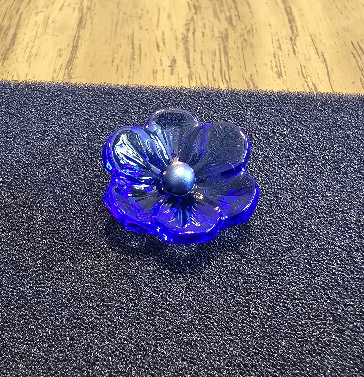 🌸Swarovski Crystal MINI 2026 SCS Gift, Idyllia Blue Anemone Flower Figurine NIB