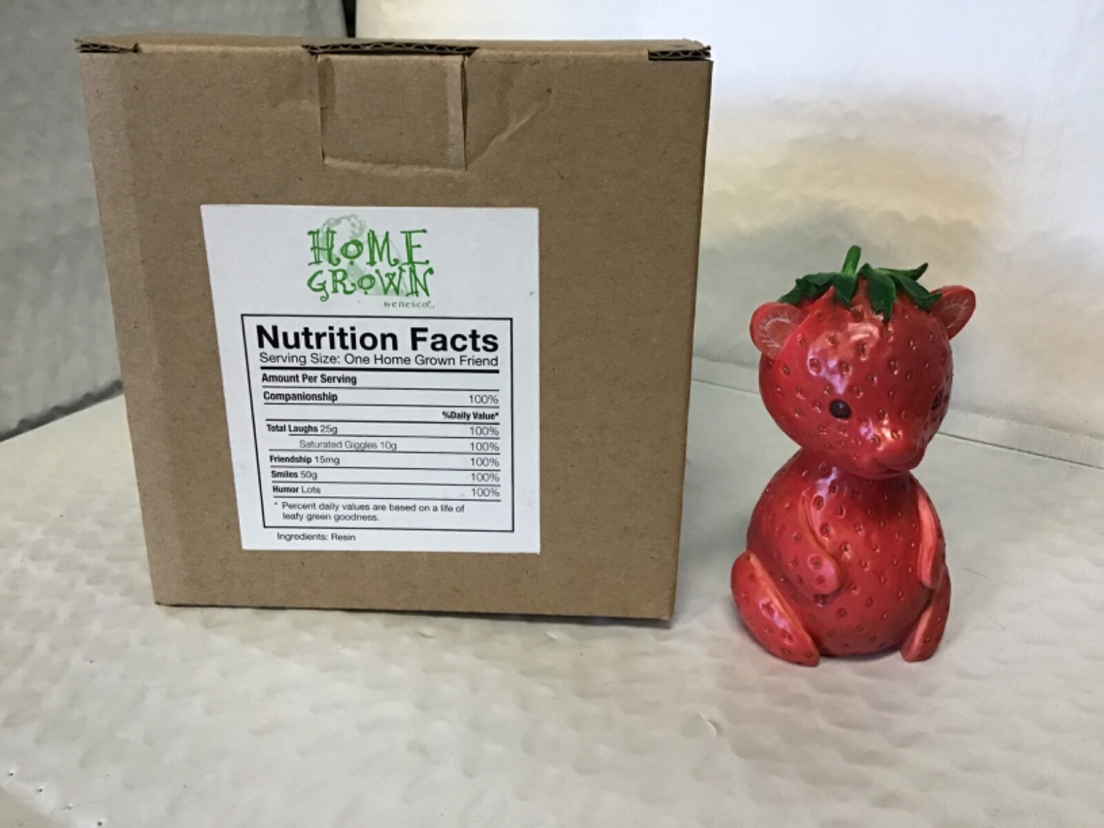 Enesco Home Grown Strawberry Bear Figurine 2010 Retired NIB # 4020991 “RARE”