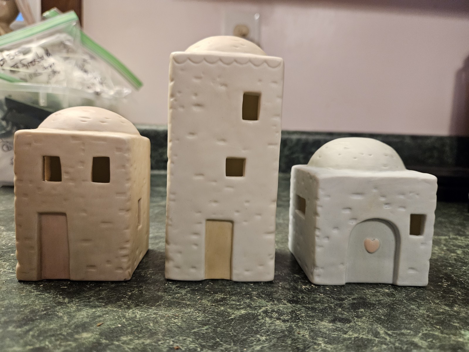 EUC Precious Moments 3 Buildings E 2387 (no Palm Tree or box)