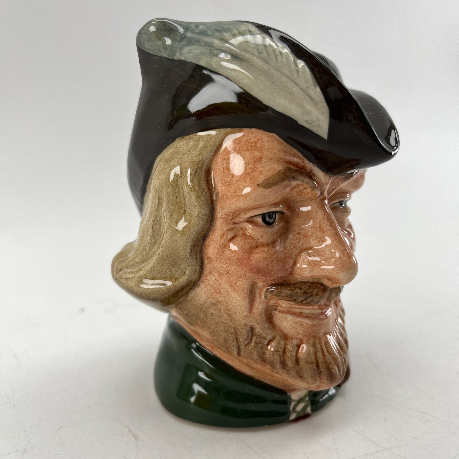 Royal Doulton “Robin Hood” Character Jug D6534 – Small, 4″ (Mint Condition)