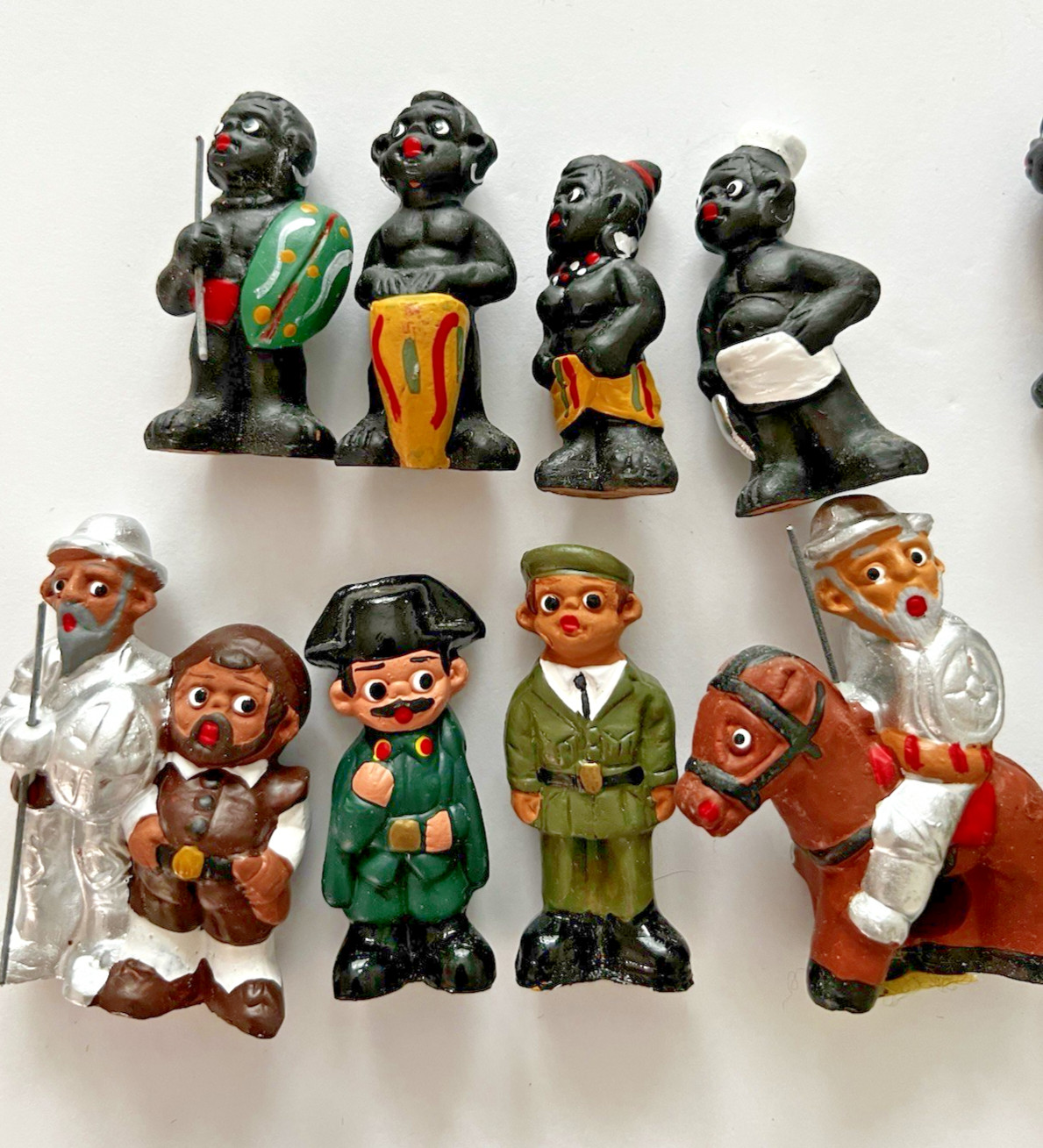 Spanish Mud People African Figurine Terracotta Vintage Folk Art 38 Pieces Box