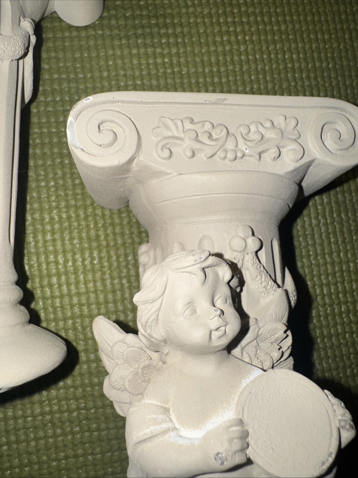 Ceramic Cherub Sphere Stand: Angel Pedestal for Crystal Balls & Small Figurines